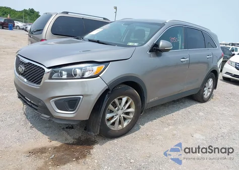 2017 Kia Sorento 3.3L Lx z USA, uszkodzony, nr VIN 5XYPGDA5XHG300906